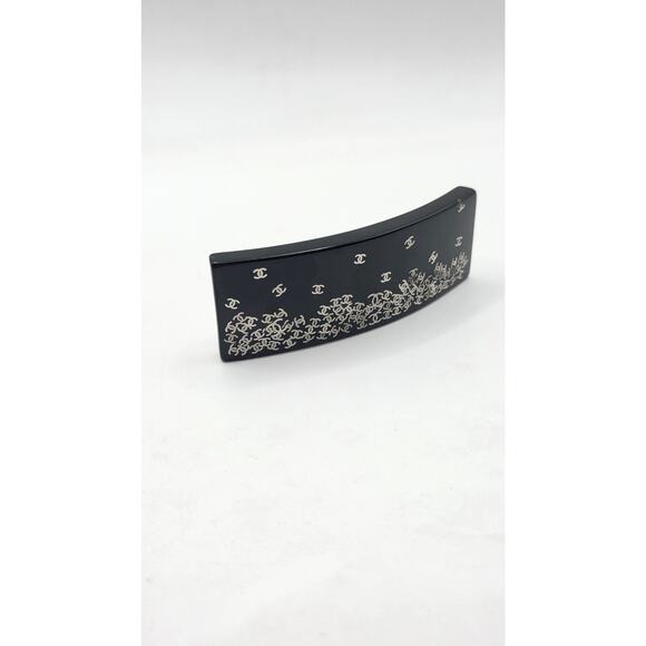 Chanel Black Silver-tone Interlocking CC Charm hair clip - Picture 6 of 13